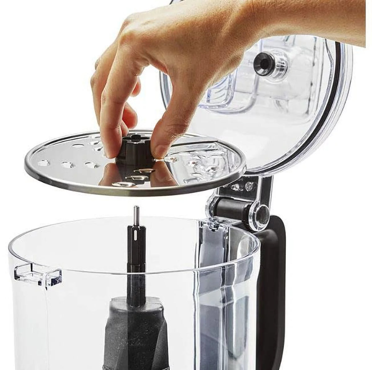 9 Cup Food Processor with 3 Disks, 2 Blades & Spatula, White M671