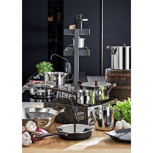 Black 24cm Frying Pan J885