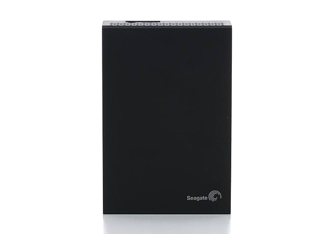 3TB External Desktop Hard Drive P688352