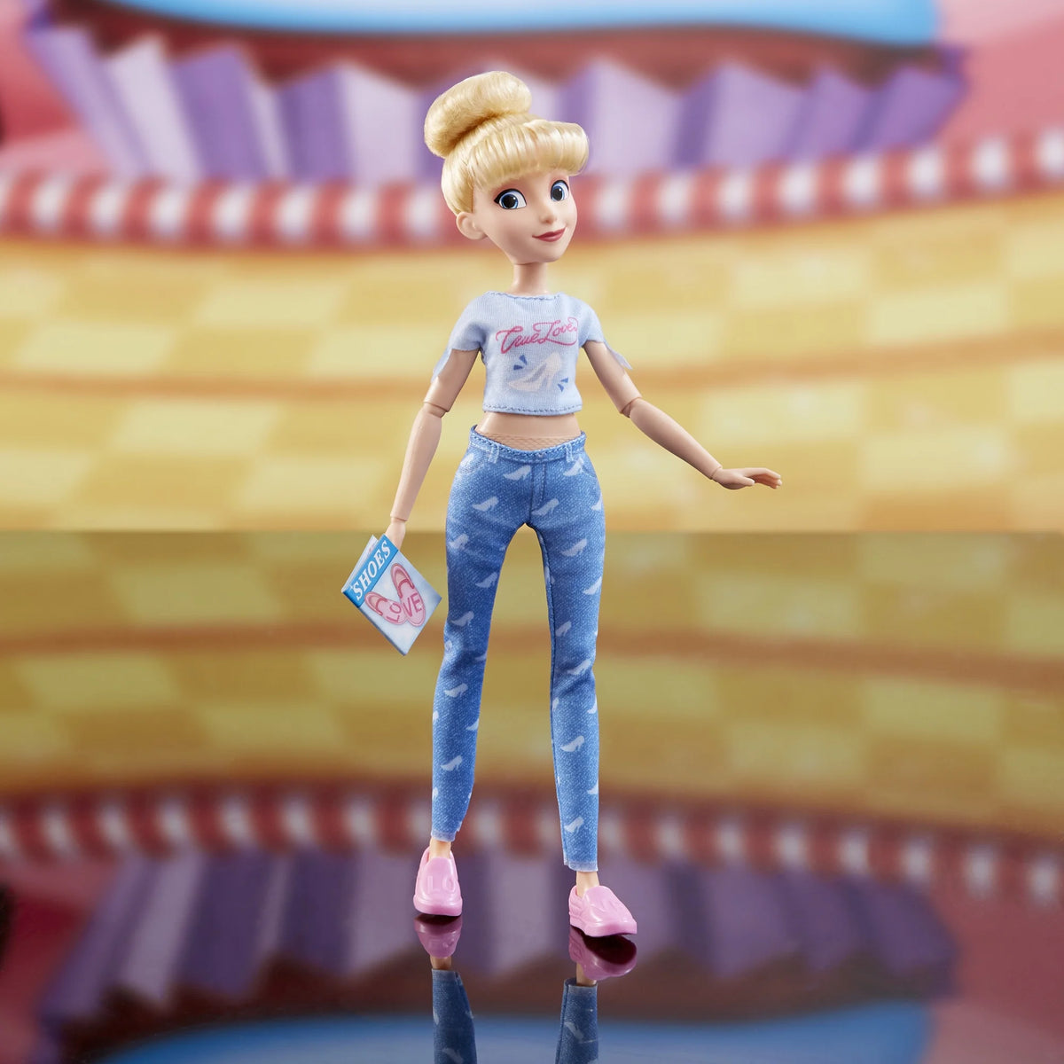 Cinderella Doll with Accessories P47894