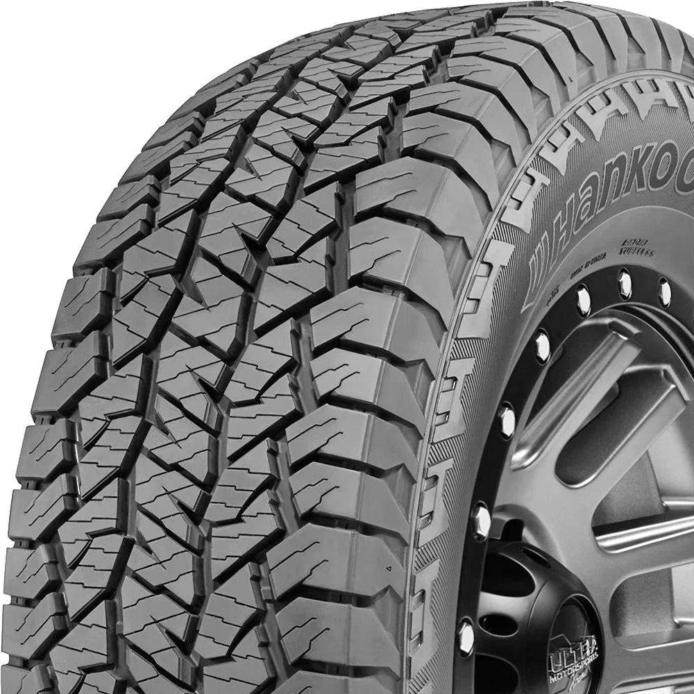 255/70R18 113T Tire J6967