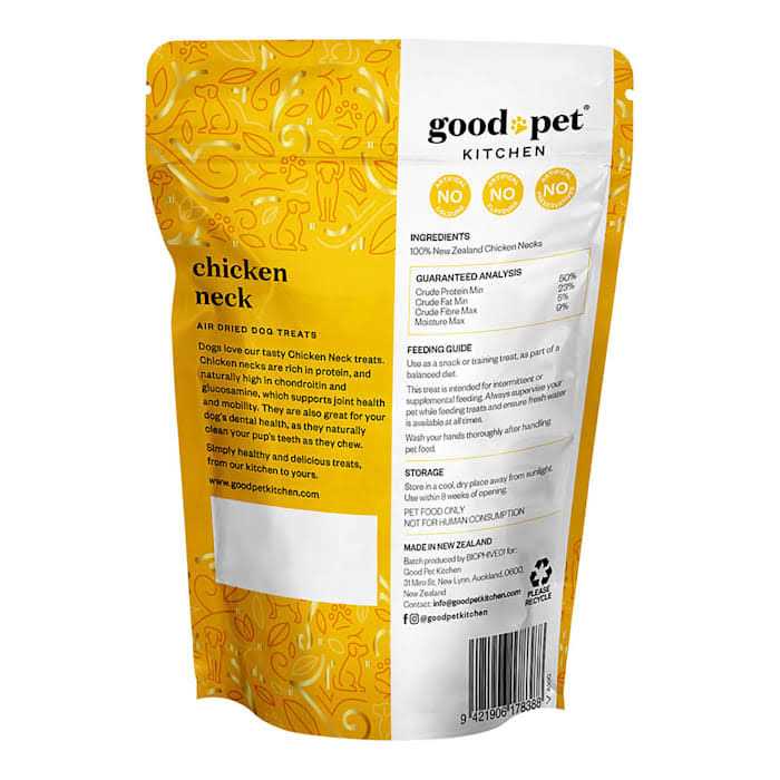 Air Dried Chicken Neck Dog Treat M251657